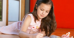 Ребенок один дома