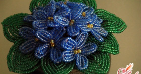 Цветы из бисера своими руками – начинаем с малого