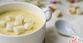 Сырный суп-пюре всегда будет украшением обеда!