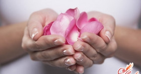 Лечим шелушение кожи на пальцах рук и кистях