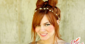 Оригинальная прическа на каждый день: бант из волос снова в моде