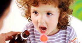 Как дать ребенку лекарство?