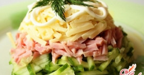 Салат с ветчиной и помидорами для будней и праздников