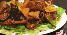 Утка тушеная: рецепт на каждый день