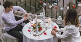 Как устроить романтическое свидание, которое запомнится надолго: практические советы и примеры