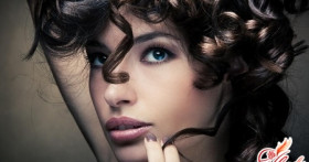 Вьющиеся волосы. Особенности ухода от А до Я