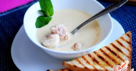 Осваиваем первые блюда: рецепты сырного супа с фрикадельками