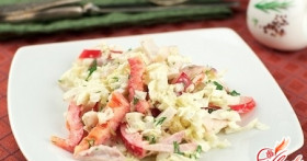 Салат из кальмаров: морские рецепты на праздничный стол