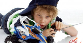 Высокотехнологичные радиоуправляемые роботы – новинка рынка игрушек