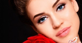 Как зрительно увеличить объем губ?