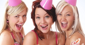 Подарок на 18 лет подруге: незабываемое поздравление с совершеннолетием