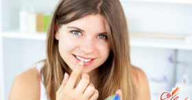 Шелушатся губы? Маска для губ!