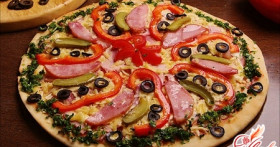 Пицца:рецепт с колбасой, с курицей, с фаршем, пицца ассорти