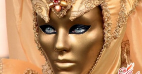 Венецианский карнавал: увидеть мир сквозь прорезь маски