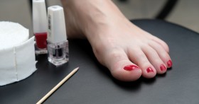 Как сделать аппаратный педикюр в домашних условиях