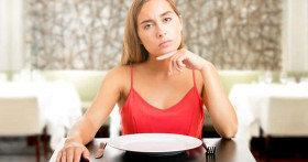 Действенные народные средства от запора у взрослых