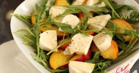 Варианты приготовления салатов с сыром