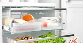 Как удалить запах из холодильника? Полезные советы