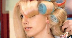 Как правильно накручивать волосы на бигуди?