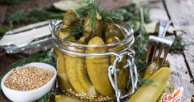 Огурцы маринованные различными способами