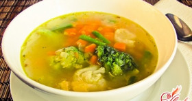 Легкий суп из цветной капусты