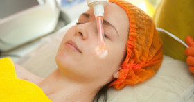 Как использовать Дарсонваль для лица в домашних условиях