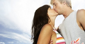 Как научиться целоваться