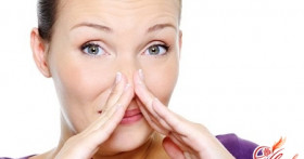 Как избавиться от запаха в холодильнике?