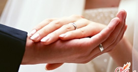 Что дарят на венчание: символизм и духовный смысл подарков