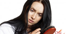 Как правильно лечить андрогенную алопецию у женщин?