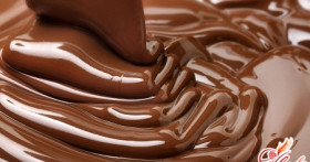 Глазурь шоколадная: рецепт “от-кутюр”