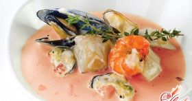 Экзотический и нежный крем суп с морепродуктами