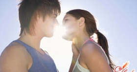 Первый поцелуй с парнем: как подготовиться к этому моменту