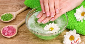 Мечтаешь о релаксе – сделай спа маникюр