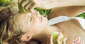 Маски из яблока для лица