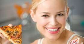 Тонкая пицца с фаршем