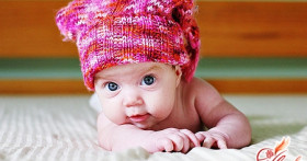 Вязание шапочек для новорожденных – приятное и полезное хобби