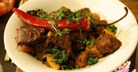 Мясо с айвой: рецепт осени