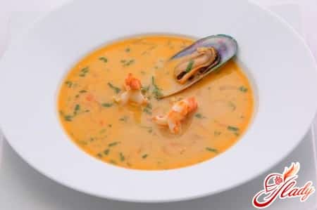 сливочный суп с морепродуктами