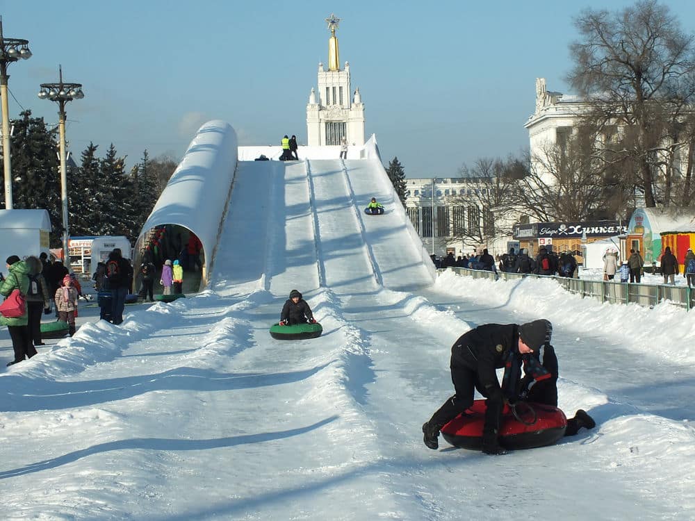 Горки для тюбинга в москве