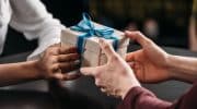 Что подарить мужчинам-коллегам на 23 февраля
