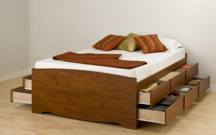 Оригинальные кровати с ящиками в спальню