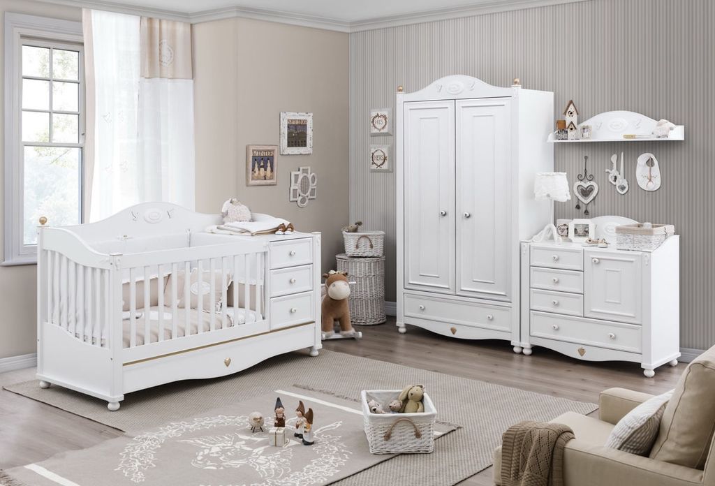 Какую мебель для новорожденных стоит приобрести?
