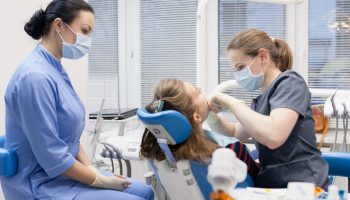 Что подразумевается под реставрацией зубов?